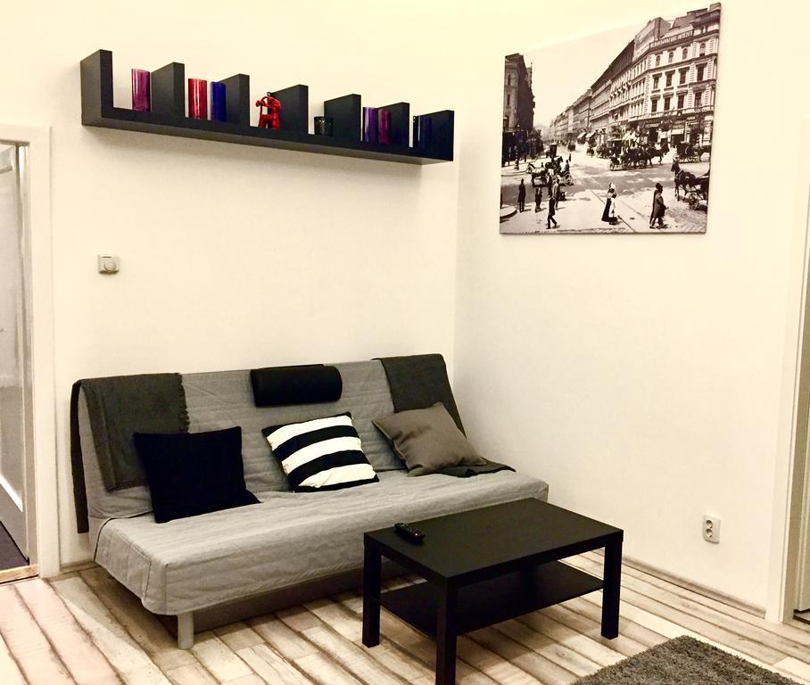 Homelike luxury flat on Gyulai Pál Budapeste Exterior foto